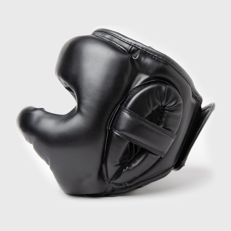 "Casco IRON MAN Negro | Protección con Barra de Hierro | Marca XYZ"